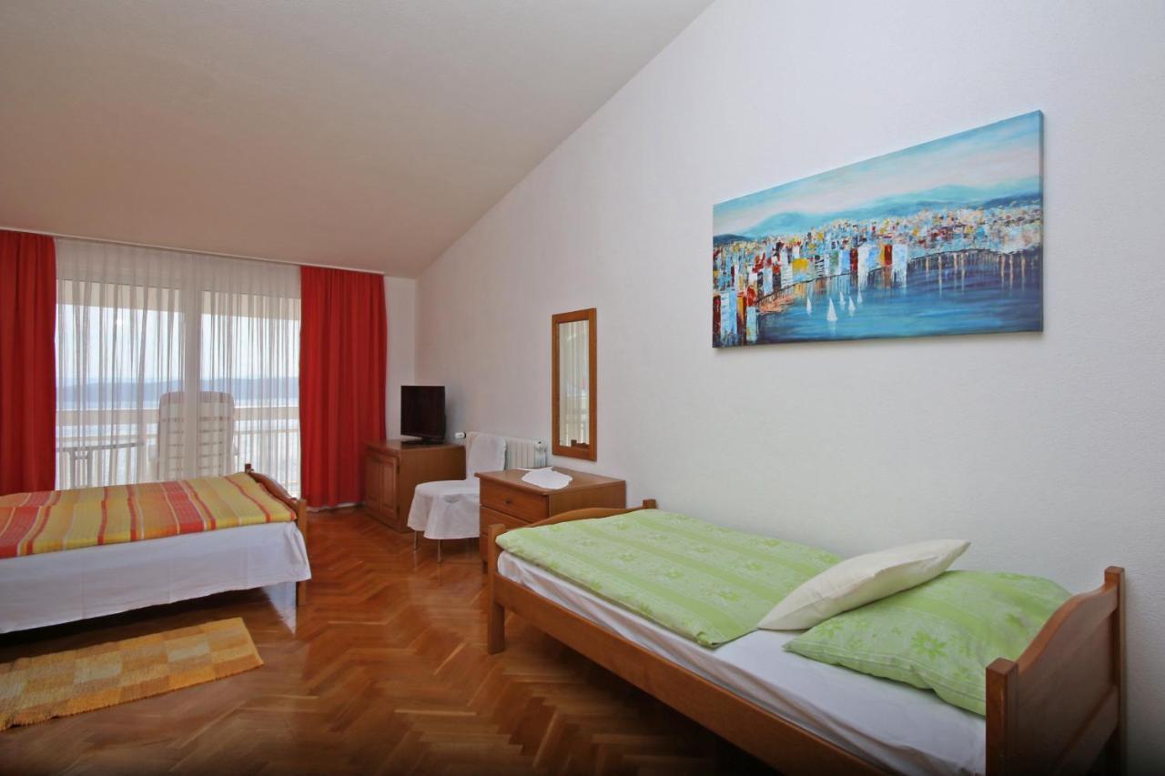 Adria Brela Apartments Exterior photo