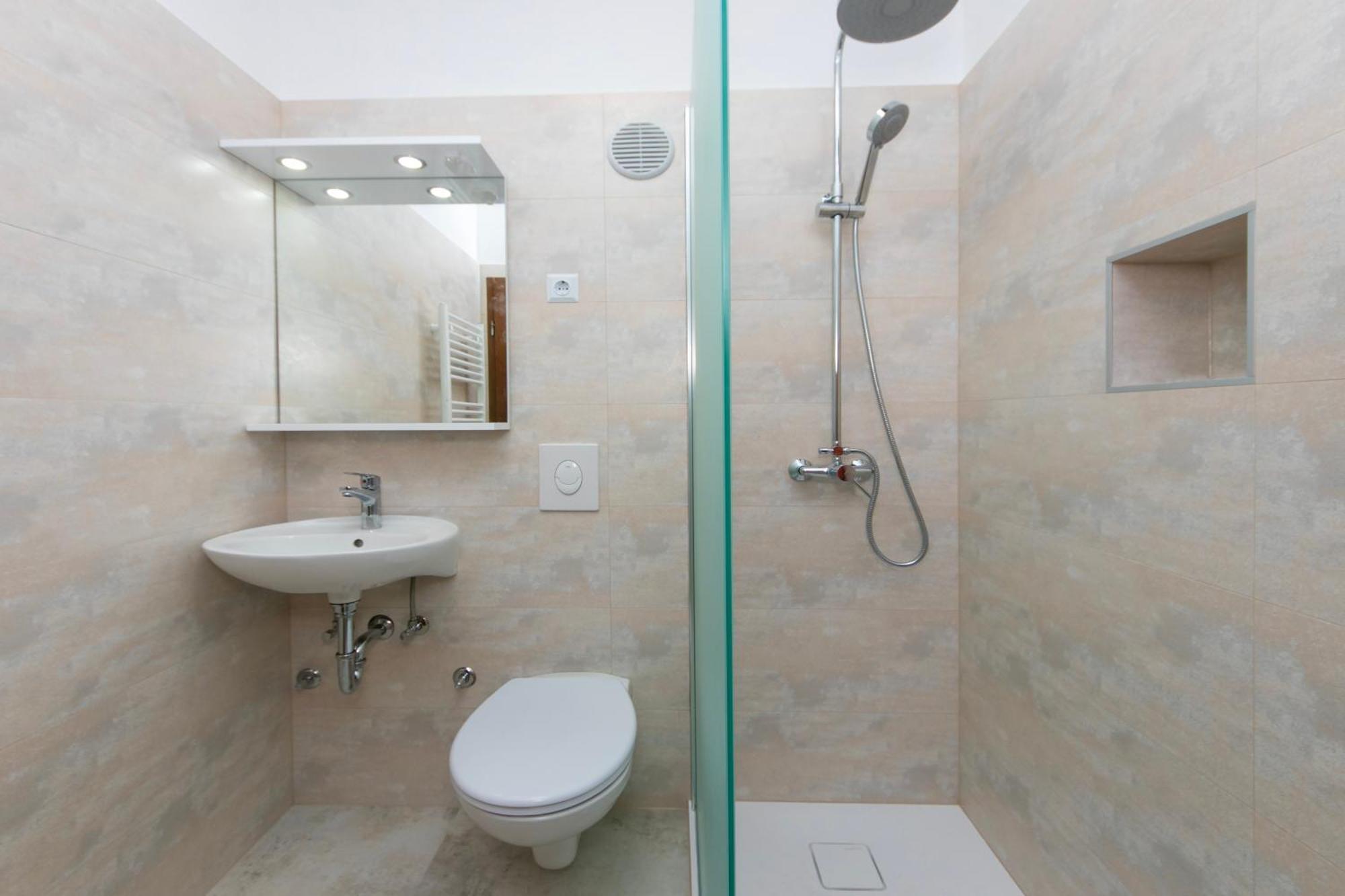 Adria Brela Apartments Exterior photo